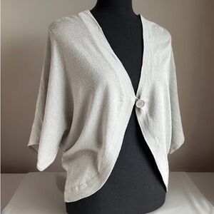 J.J. Basics Light Gray Shrug One Button Cropped Cardigan Sweater Size Medium EUC